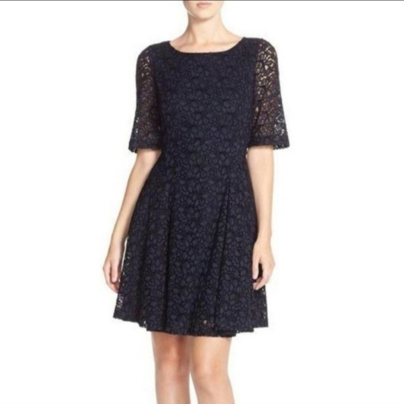 𝅺NWT Betsey Johnson lace fit and Flare Dress Size 8 Navy - Picture 1 of 7
